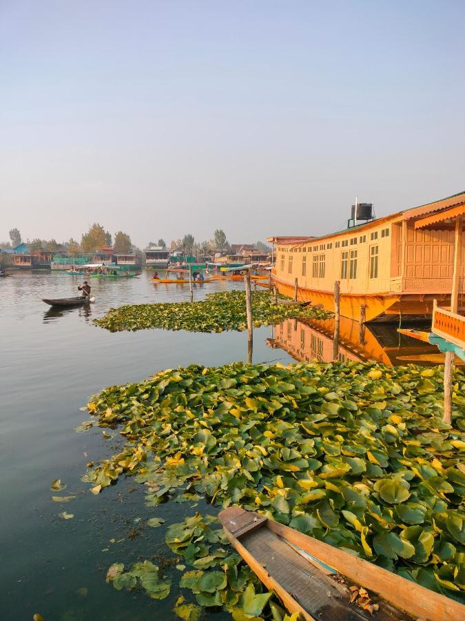 Lala Rulh Heritage Group Of Houseboats Srinagar  Exterior photo