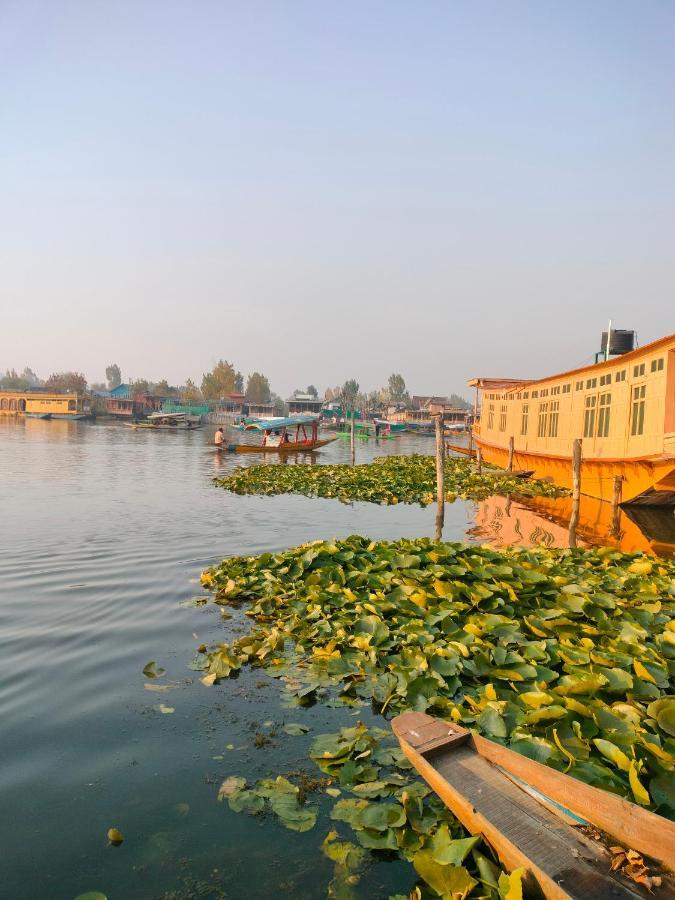 Lala Rulh Heritage Group Of Houseboats Srinagar  Exterior photo