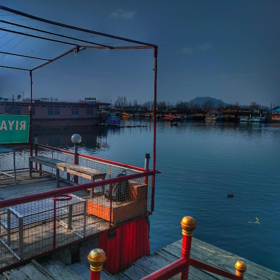 Lala Rulh Heritage Group Of Houseboats Srinagar  Exterior photo